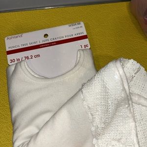 Bedazzled Tree Skirt- brand new